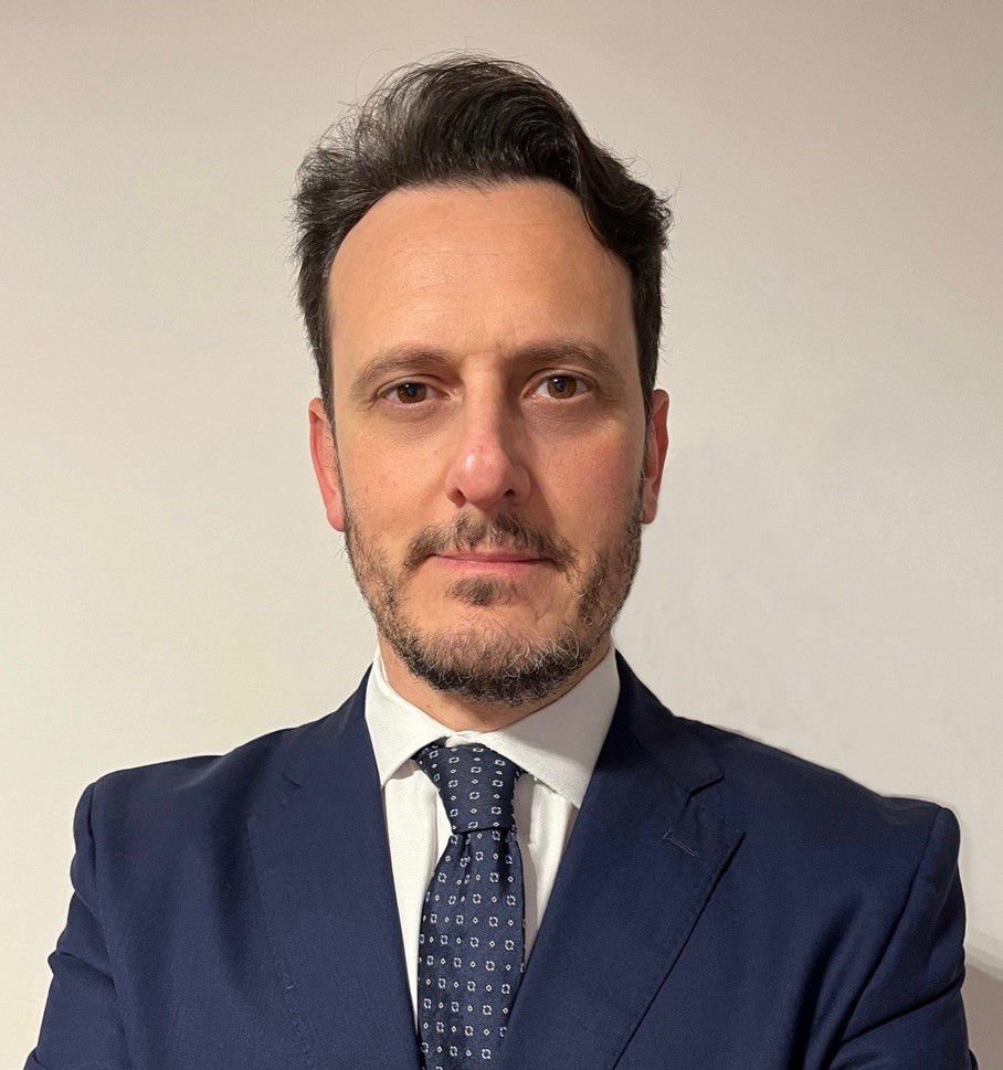 <span style='line-height: 0.6'>Luca Del Piano</span><br />
<span style='color:#00b5e2;font-size:25px;line-height: 0.6 !important;'><br />
Responsabile della funzione di Valutazione Interna</span>