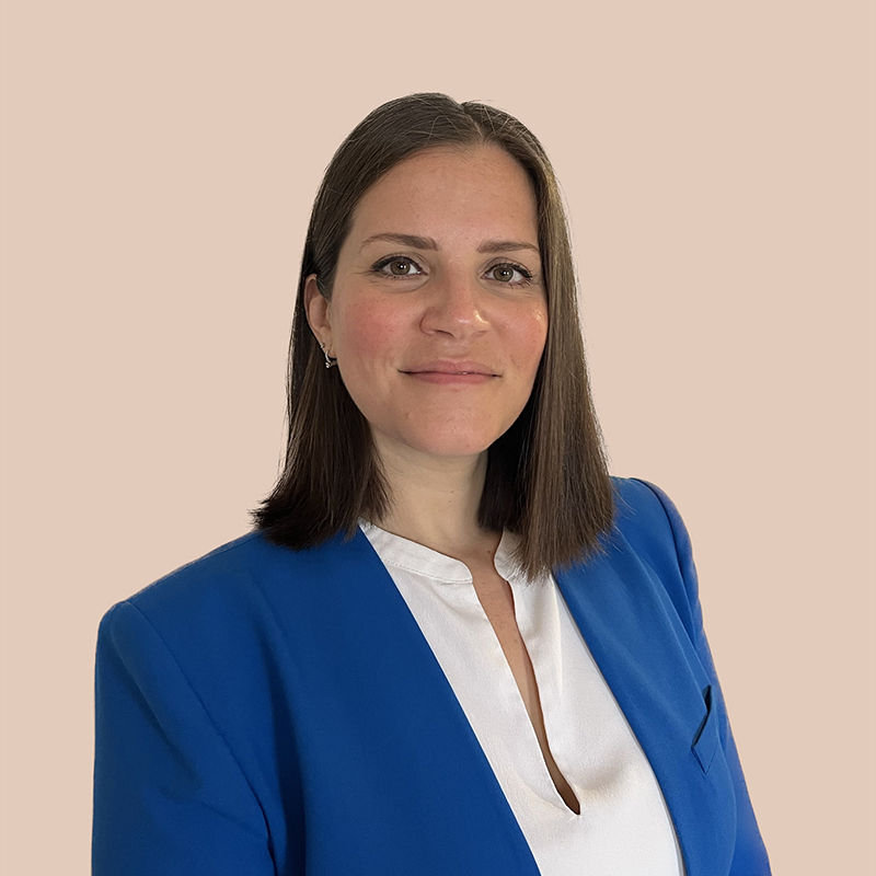 <span style='line-height: 0.6'>Rosanna Barbiere</span><br />
<span style='color:#00b5e2;font-size:25px;line-height: 0.6 !important;'><br />
Middle Office</span>